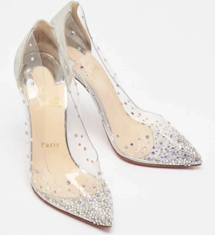 Christian Louboutin Pre-owned Fabric heels Gray Dames