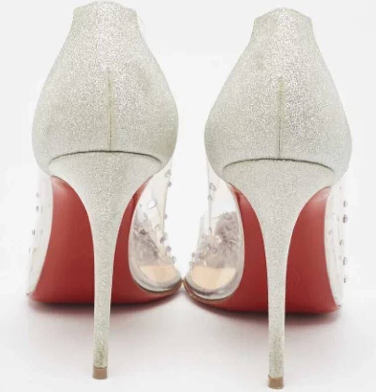 Christian Louboutin Pre-owned Fabric heels Gray Dames