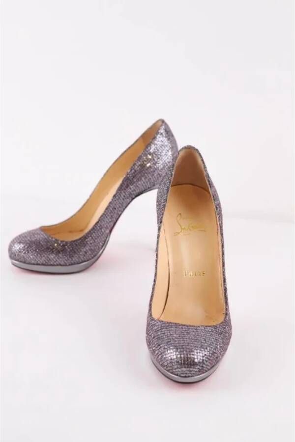 Christian Louboutin Pre-owned Fabric heels Gray Dames