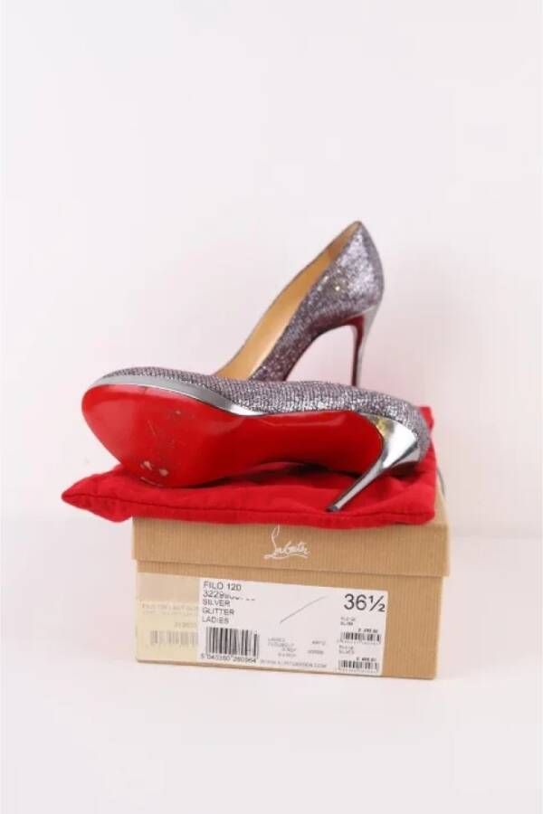 Christian Louboutin Pre-owned Fabric heels Gray Dames