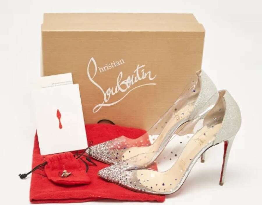 Christian Louboutin Pre-owned Fabric heels Gray Dames