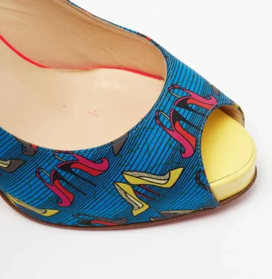 Christian Louboutin Pre-owned Fabric heels Multicolor Dames