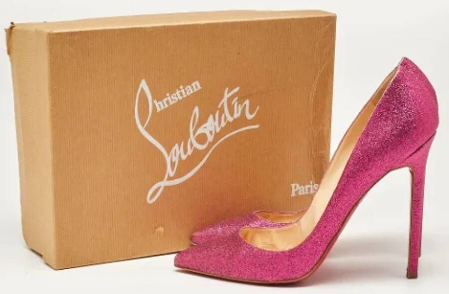 Christian Louboutin Pre-owned Fabric heels Pink Dames