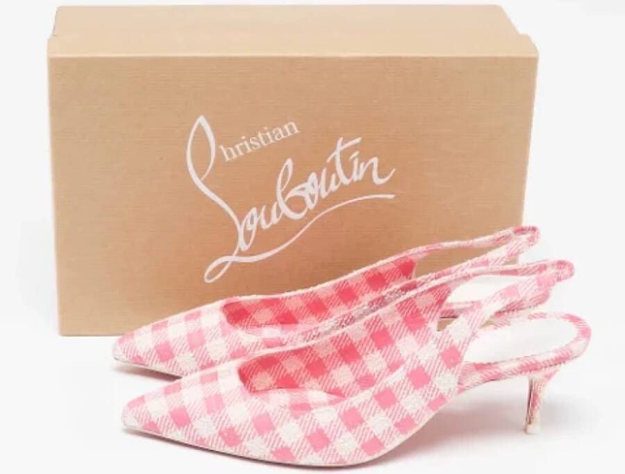 Christian Louboutin Pre-owned Fabric heels Pink Dames