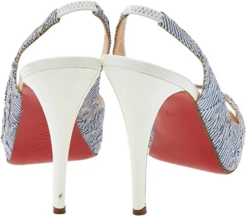 Christian Louboutin Pre-owned Fabric sandals White Dames