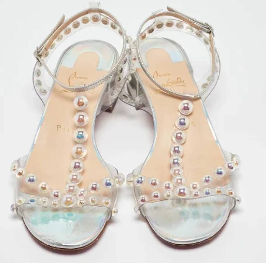 Christian Louboutin Pre-owned Fabric sandals White Dames