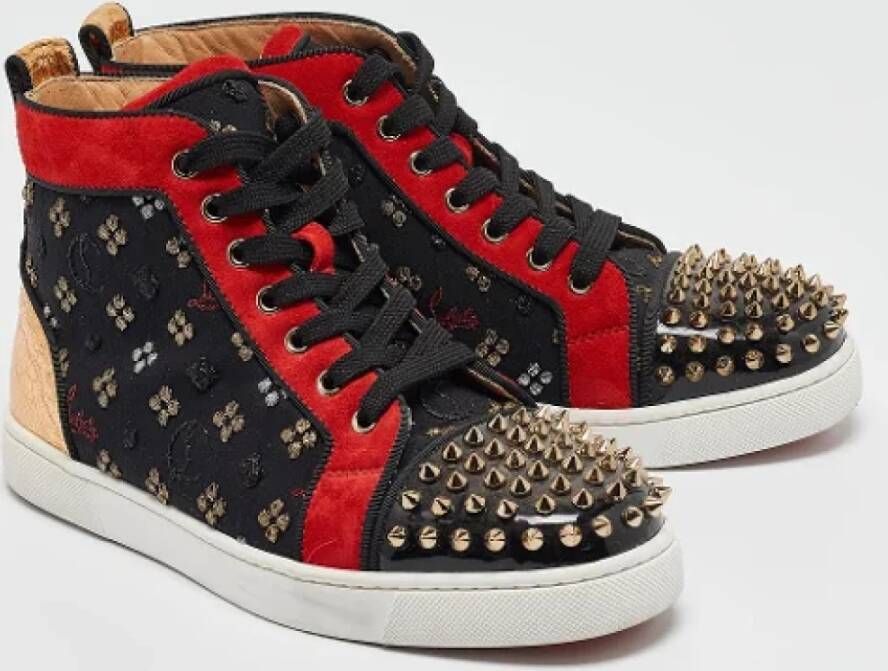 Christian Louboutin Pre-owned Fabric sneakers Multicolor Dames