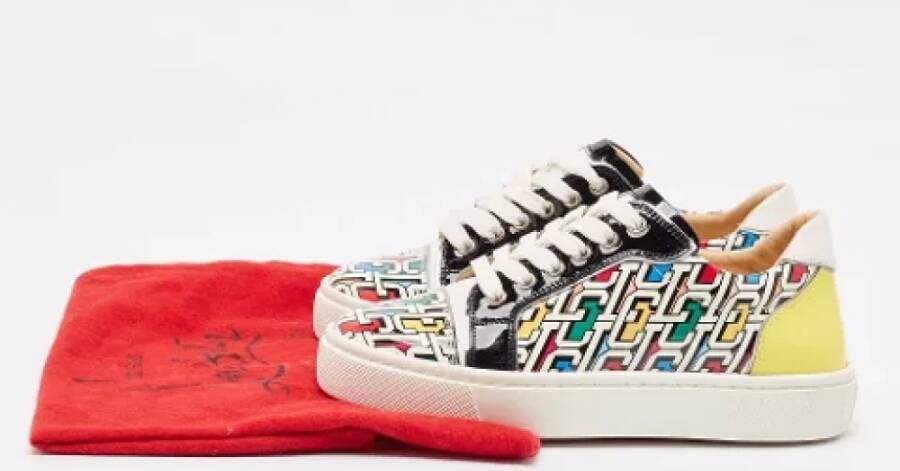 Christian Louboutin Pre-owned Fabric sneakers Multicolor Dames