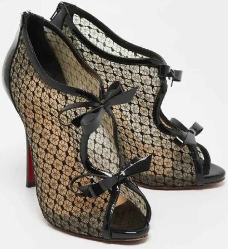 Christian Louboutin Pre-owned Lace boots Black Dames