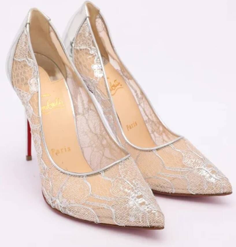 Christian Louboutin Pre-owned Lace heels Gray Dames