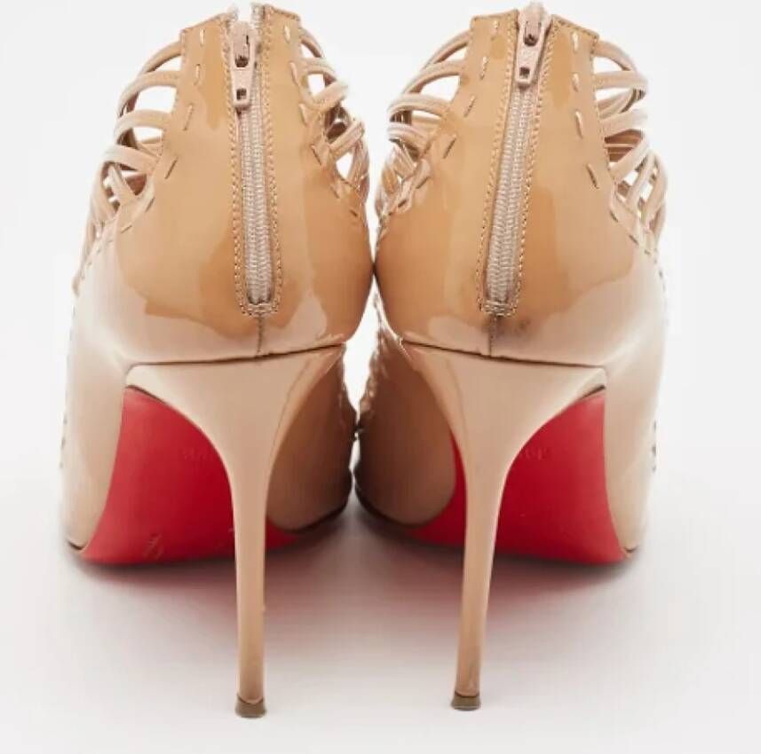 Christian Louboutin Pre-owned Leather boots Beige Dames