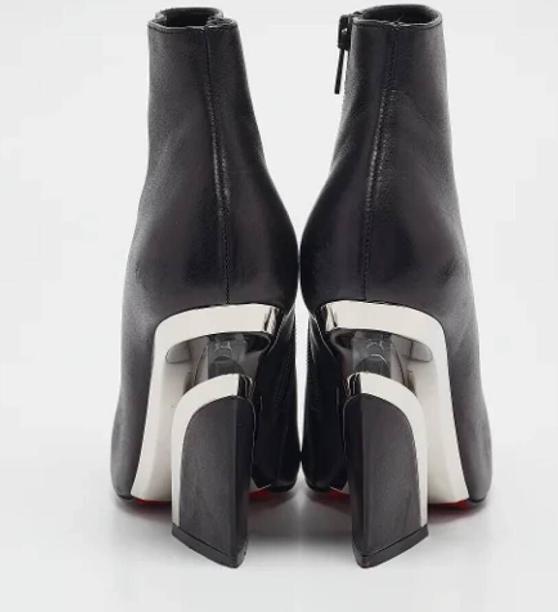 Christian Louboutin Pre-owned Leather boots Black Dames