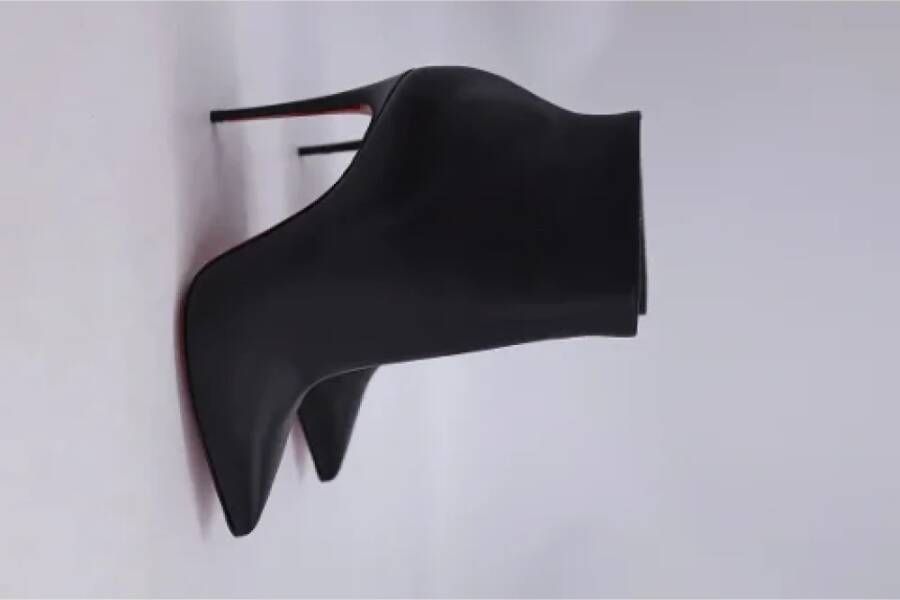 Christian Louboutin Pre-owned Leather boots Black Dames