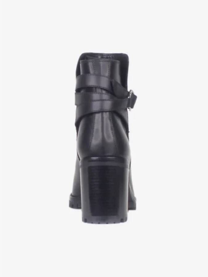 Christian Louboutin Pre-owned Leather boots Black Dames