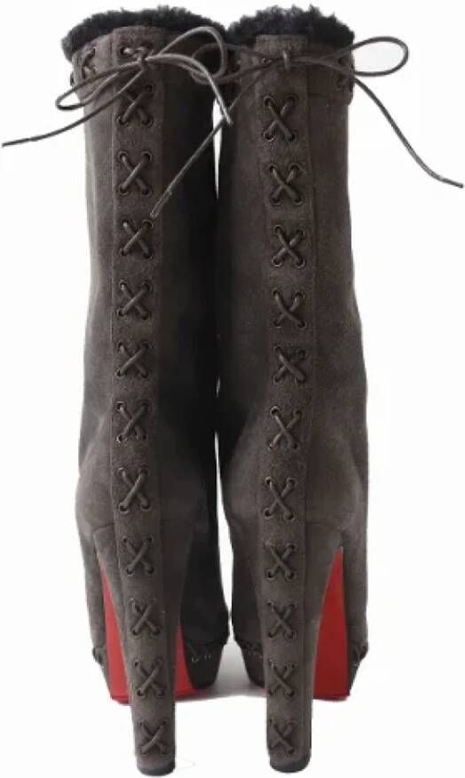 Christian Louboutin Pre-owned Leather boots Brown Dames