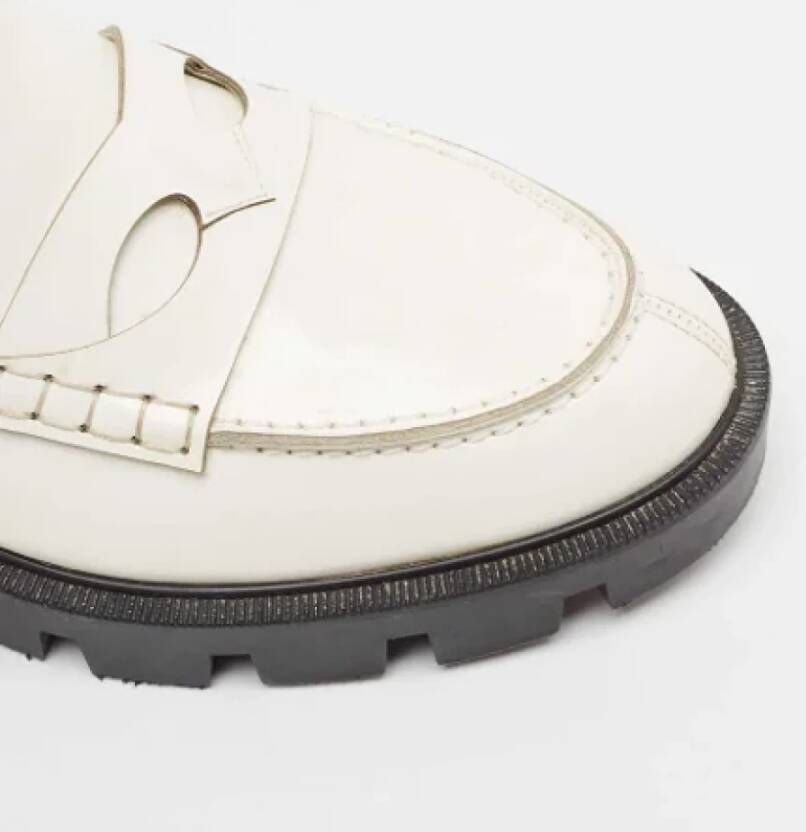 Christian Louboutin Pre-owned Leather boots White Dames