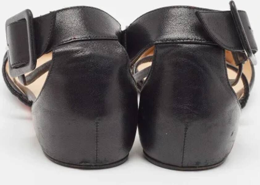 Christian Louboutin Pre-owned Leather flats Black Dames