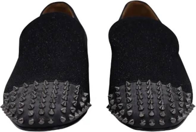 Christian Louboutin Pre-owned Leather flats Black Dames