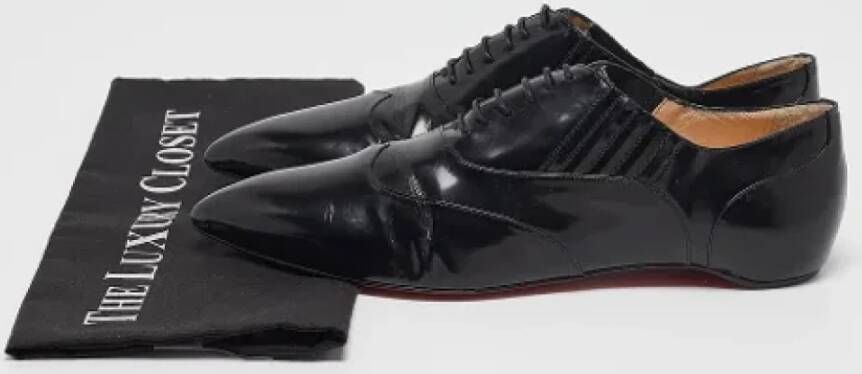 Christian Louboutin Pre-owned Leather flats Black Dames