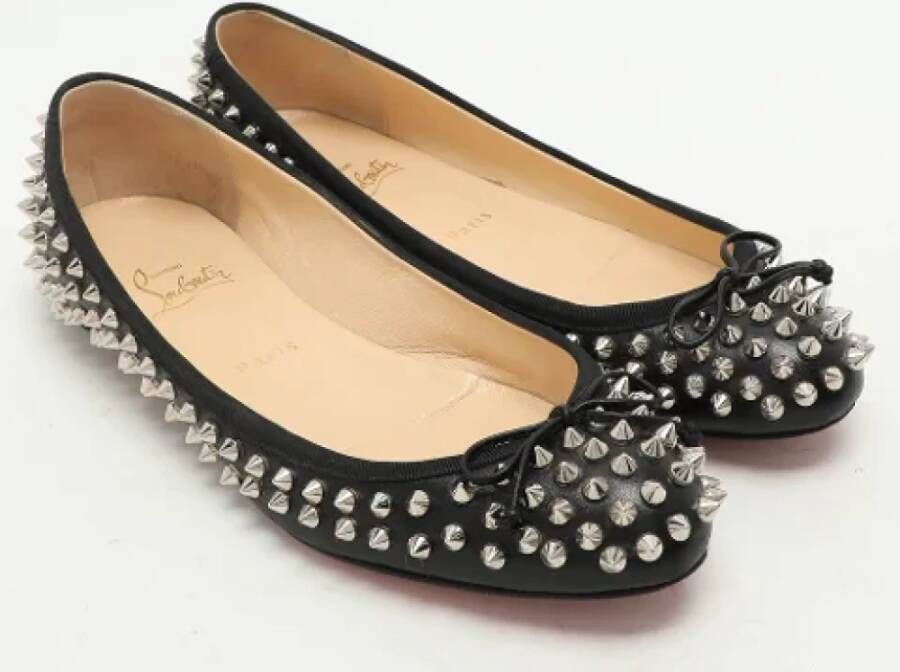 Christian Louboutin Pre-owned Leather flats Black Dames