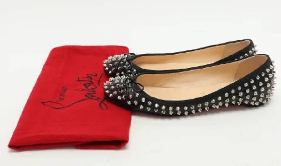 Christian Louboutin Pre-owned Leather flats Black Dames