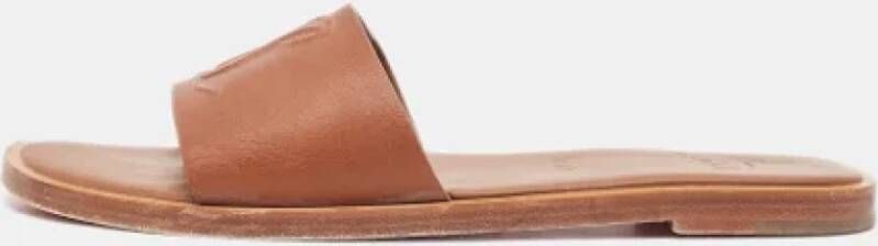 Christian Louboutin Pre-owned Leather flats Brown Dames