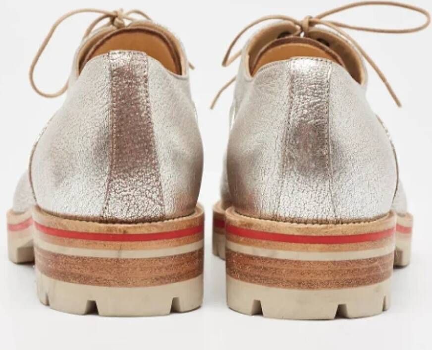 Christian Louboutin Pre-owned Leather flats Gray Dames