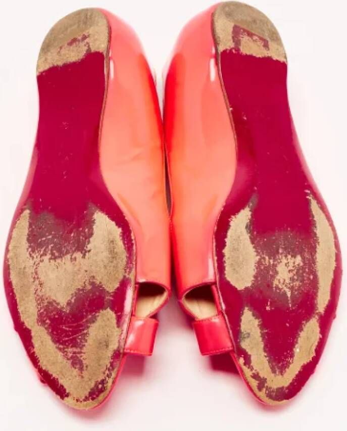 Christian Louboutin Pre-owned Leather flats Pink Dames