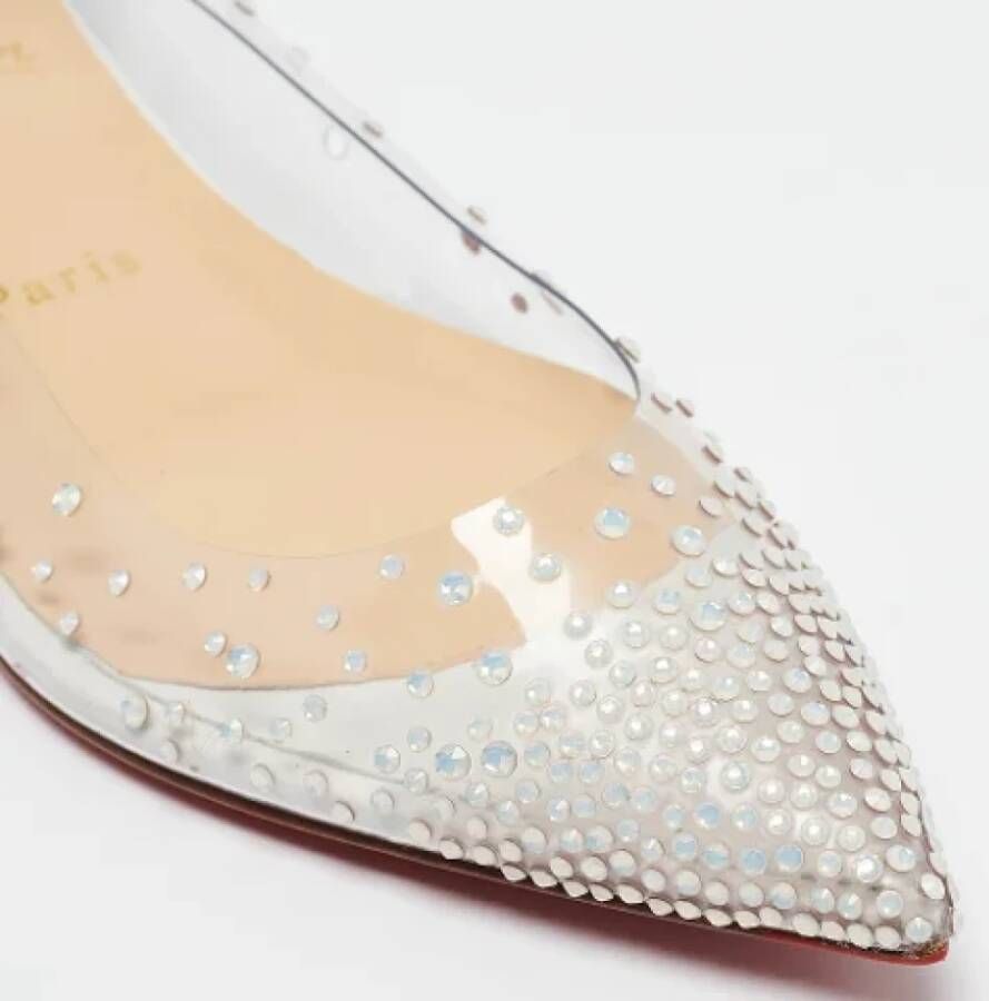 Christian Louboutin Pre-owned Leather flats White Dames