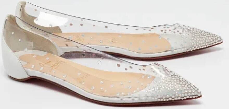 Christian Louboutin Pre-owned Leather flats White Dames