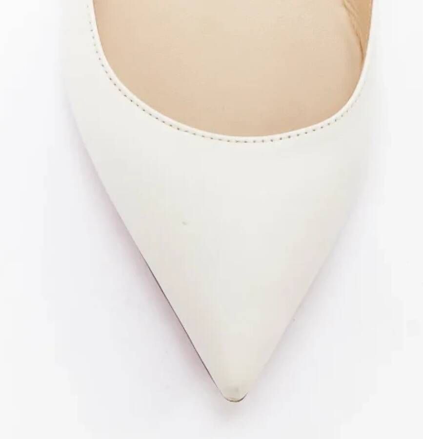 Christian Louboutin Pre-owned Leather flats White Dames