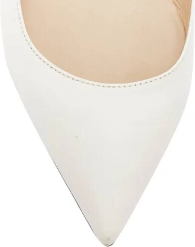 Christian Louboutin Pre-owned Leather flats White Dames