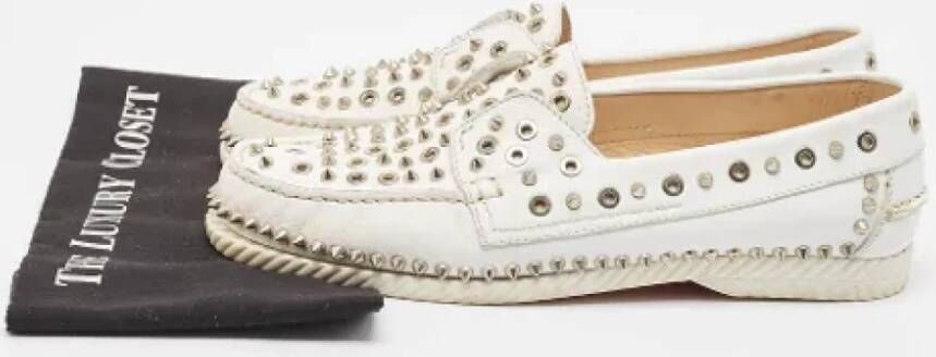 Christian Louboutin Pre-owned Leather flats White Heren