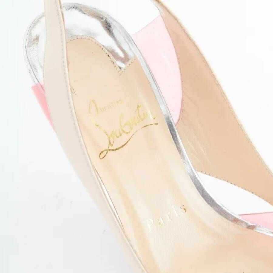 Christian Louboutin Pre-owned Leather heels Beige Dames