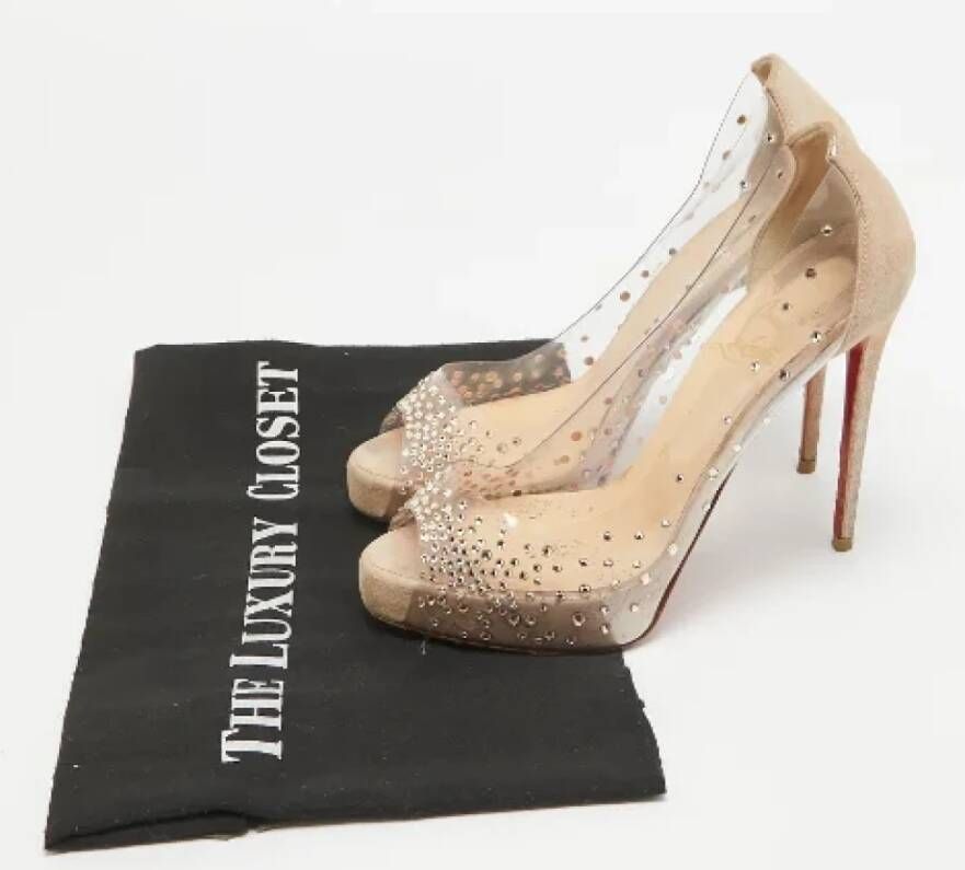 Christian Louboutin Pre-owned Leather heels Beige Dames