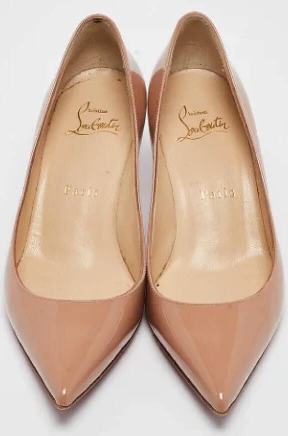 Christian Louboutin Pre-owned Leather heels Beige Dames