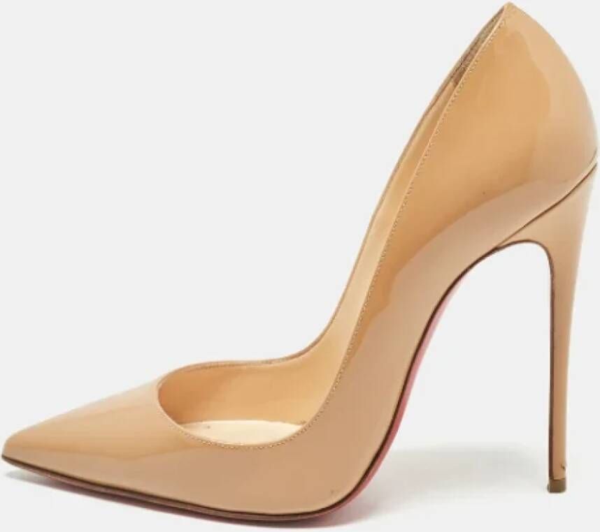 Christian Louboutin Pre-owned Leather heels Beige Dames