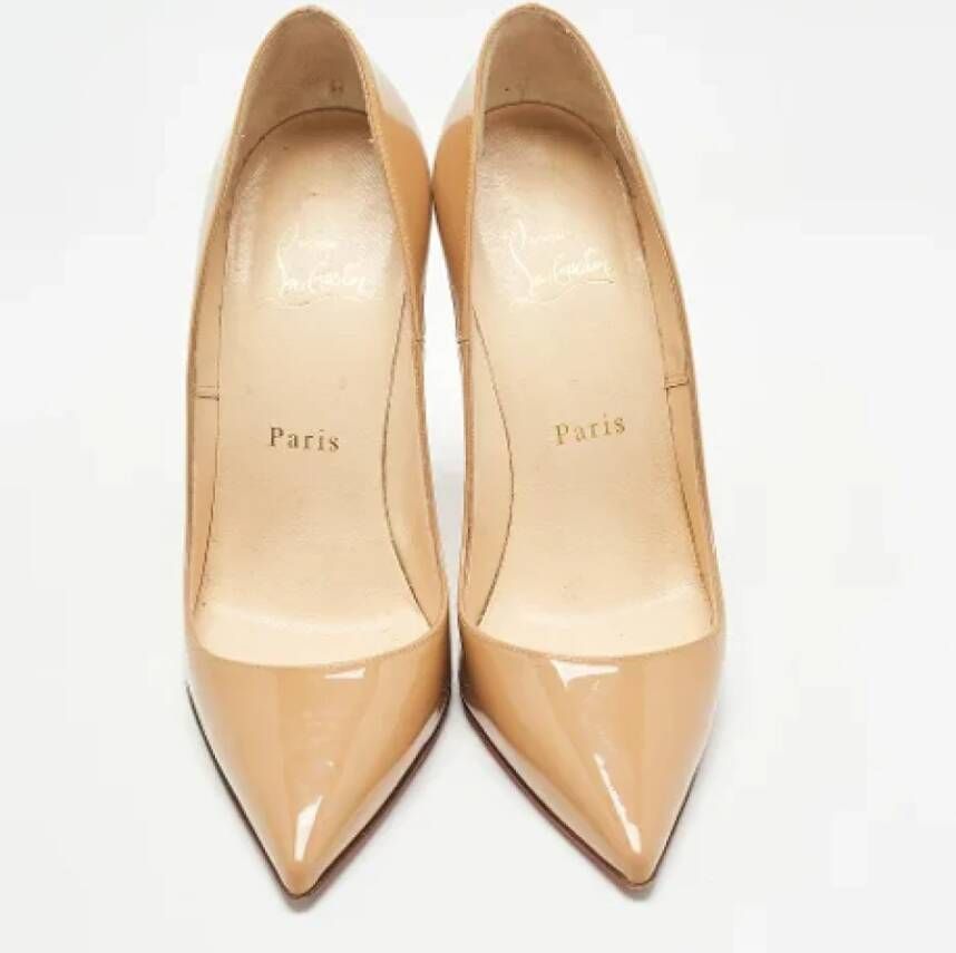 Christian Louboutin Pre-owned Leather heels Beige Dames