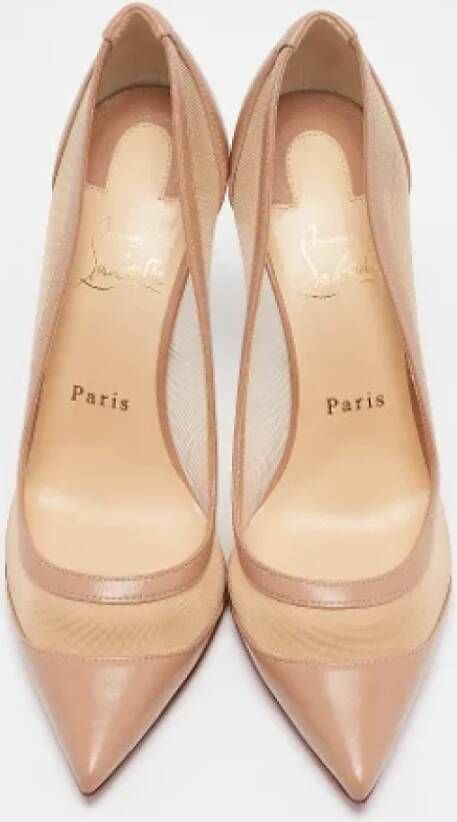 Christian Louboutin Pre-owned Leather heels Beige Dames