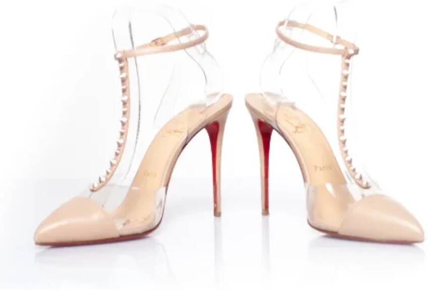 Christian Louboutin Pre-owned Leather heels Beige Dames