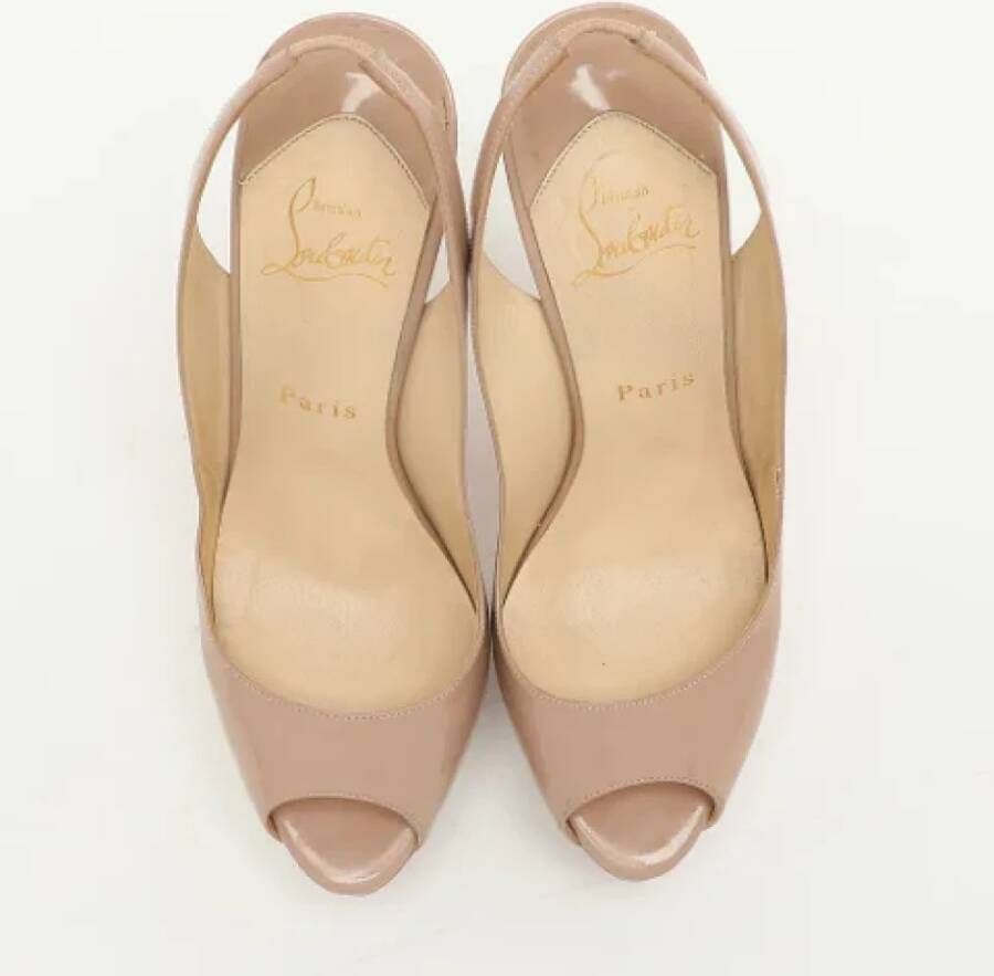 Christian Louboutin Pre-owned Leather heels Beige Dames