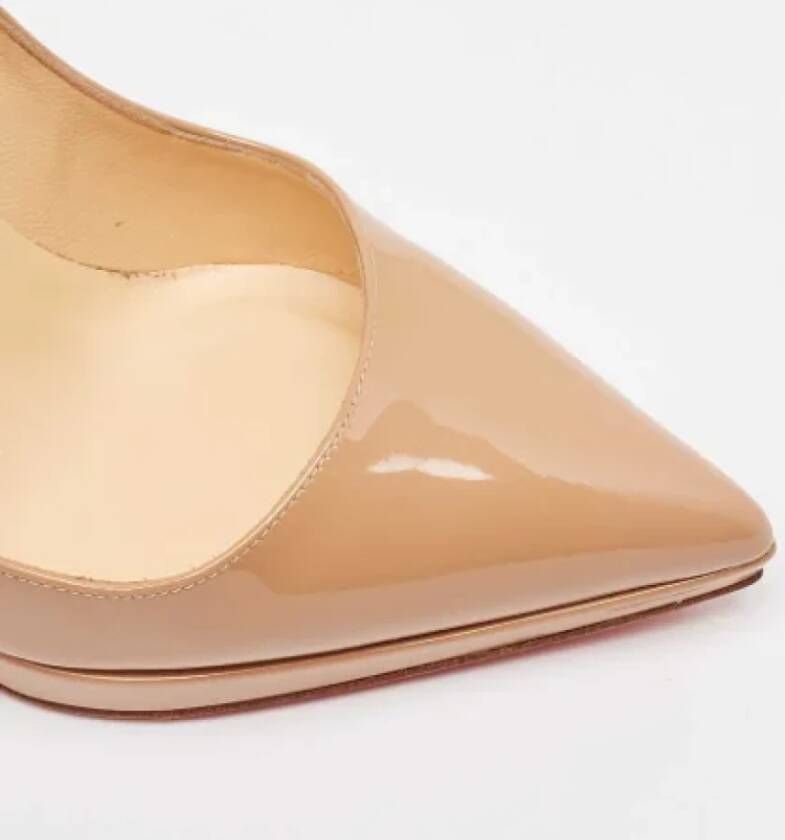 Christian Louboutin Pre-owned Leather heels Beige Dames