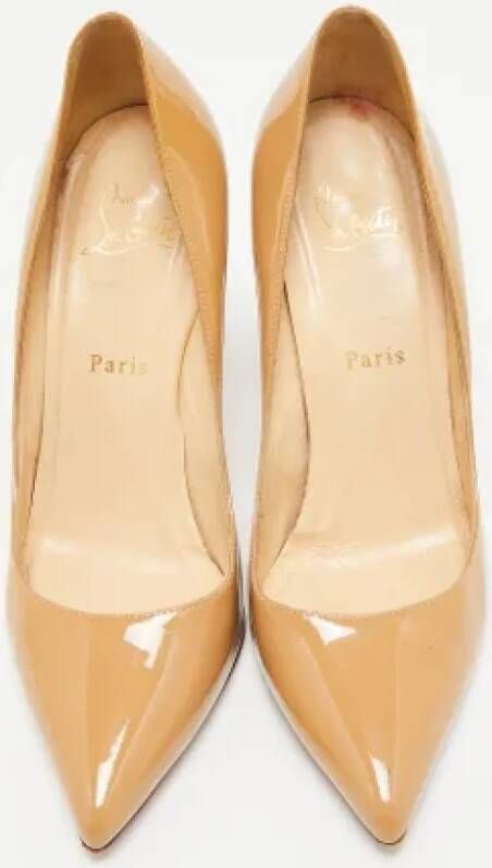 Christian Louboutin Pre-owned Leather heels Beige Dames