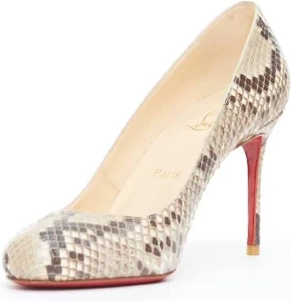 Christian Louboutin Pre-owned Leather heels Beige Dames