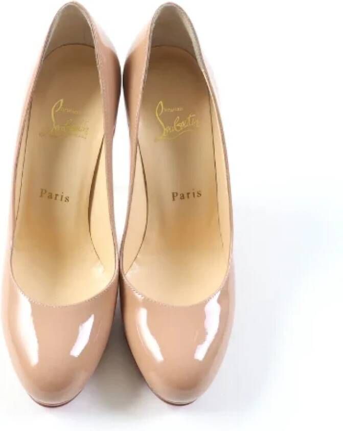 Christian Louboutin Pre-owned Leather heels Beige Dames