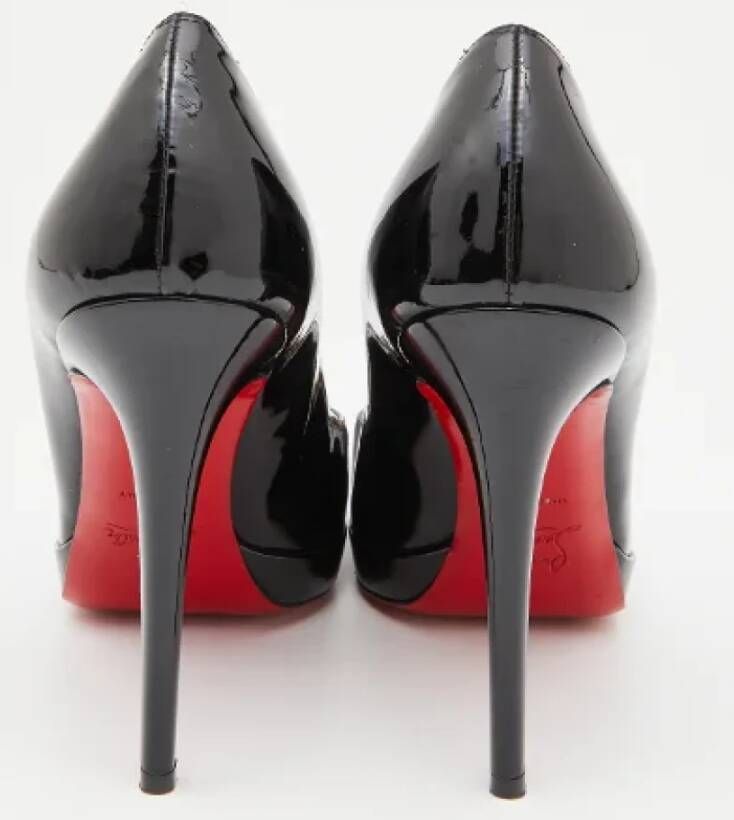 Christian Louboutin Pre-owned Leather heels Black Dames