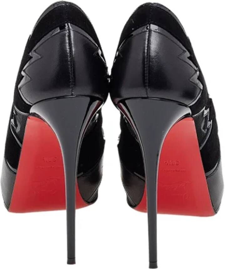 Christian Louboutin Pre-owned Leather heels Black Dames