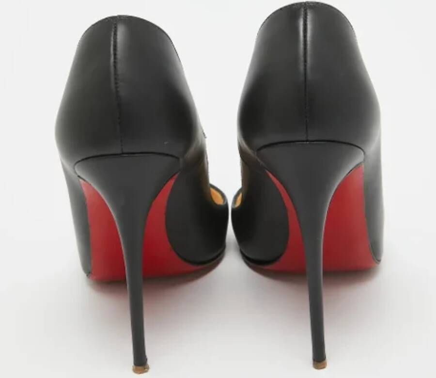 Christian Louboutin Pre-owned Leather heels Black Dames