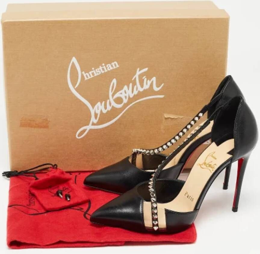 Christian Louboutin Pre-owned Leather heels Black Dames