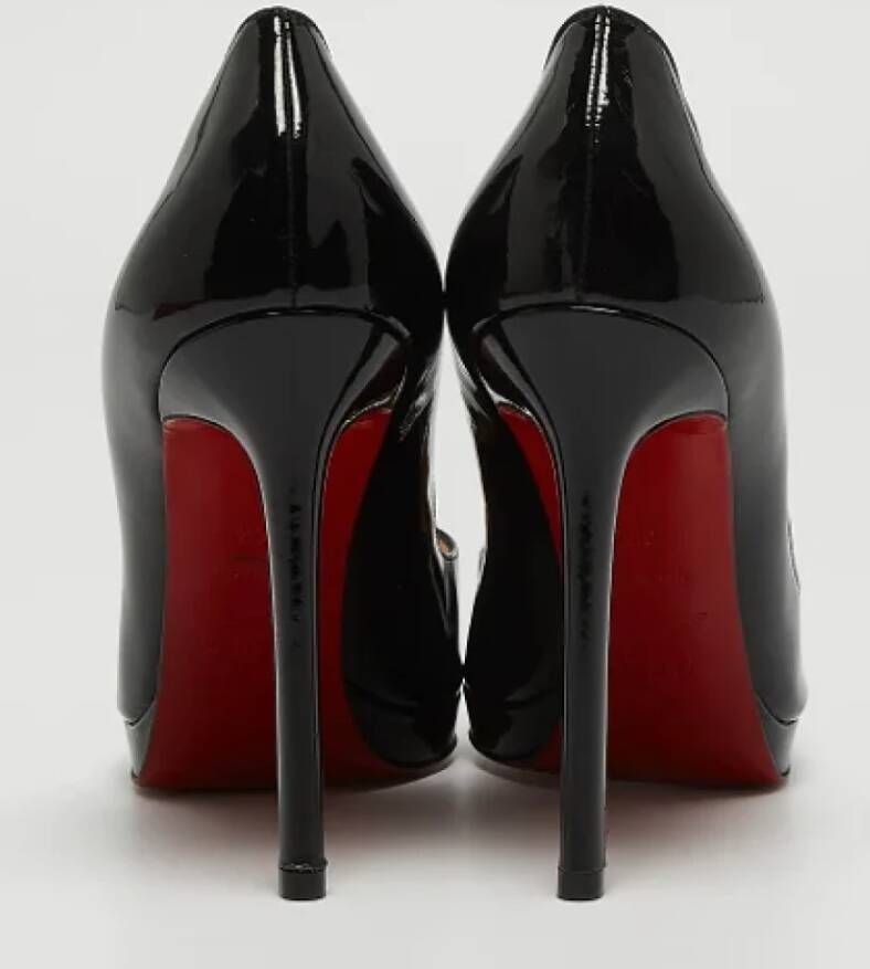 Christian Louboutin Pre-owned Leather heels Black Dames